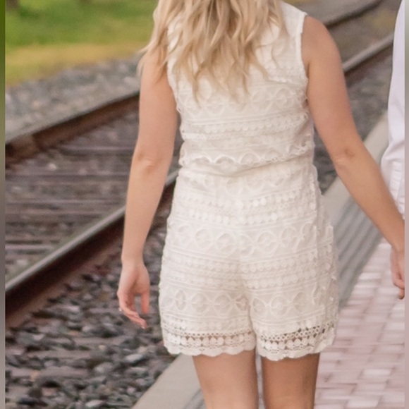 Sabo Skirt White Romper - Picture 2 of 3